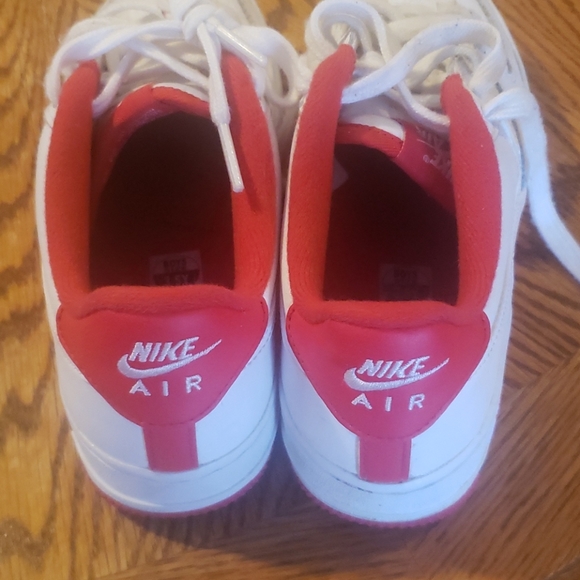 Sold - Picture 2 of 4